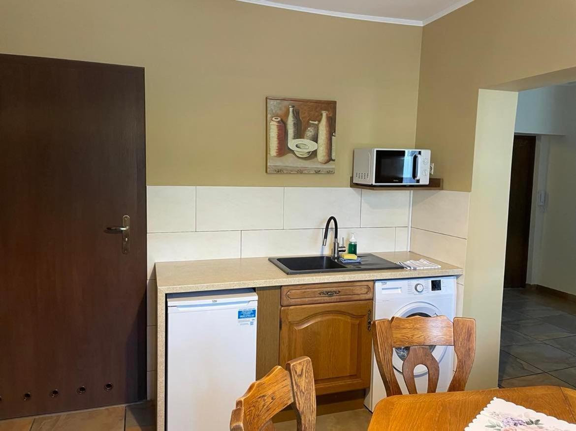 Apartamenty Jaskinia Solna Ruda Slaska Exteriör bild