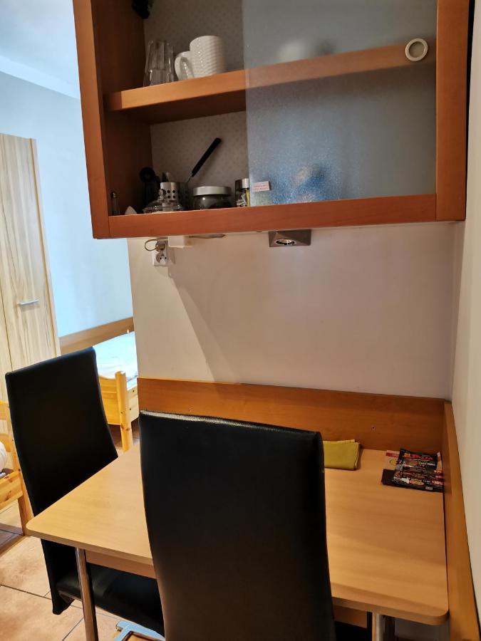 Apartamenty Jaskinia Solna Ruda Slaska Exteriör bild